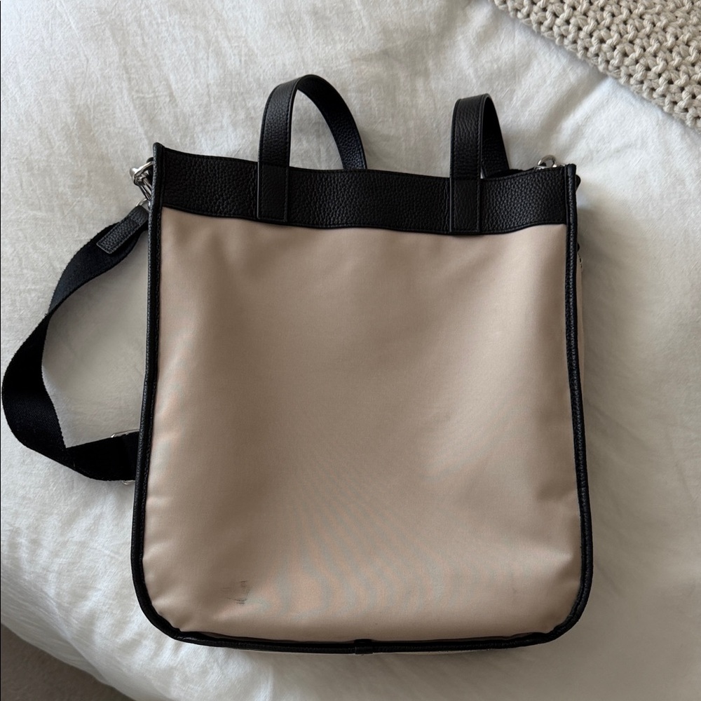 Lululemon Now and Always Tote *15L - Picture 6 of 9